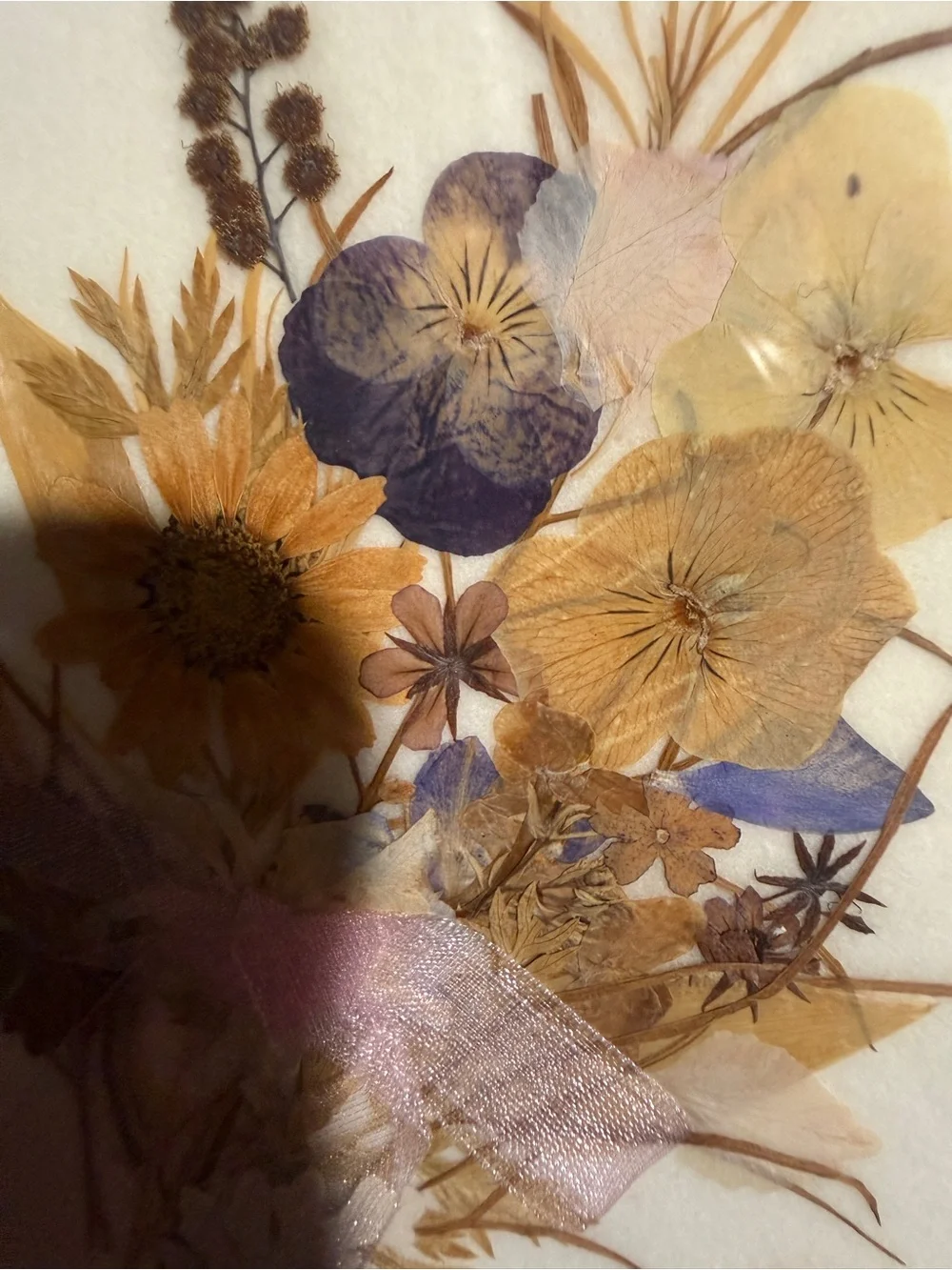 Handmade vintage 1970s Pressed Flower Wall Art in wood Frame 5x7”
